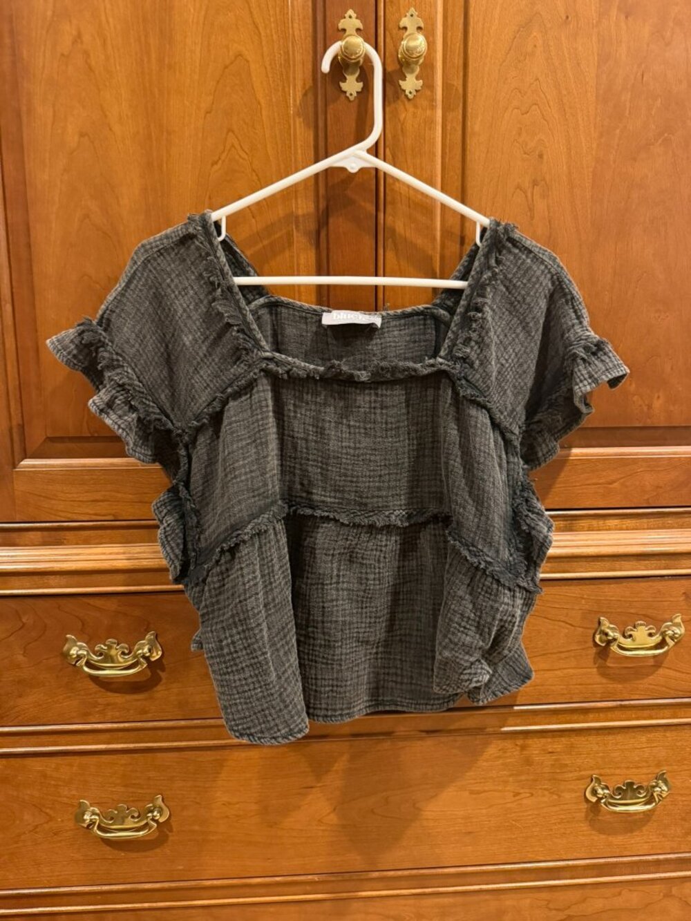 Women's Blue B black distressed ruffle top *NWT*